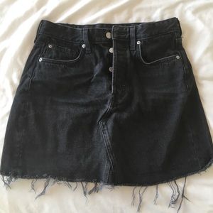 H&M black denim skirt